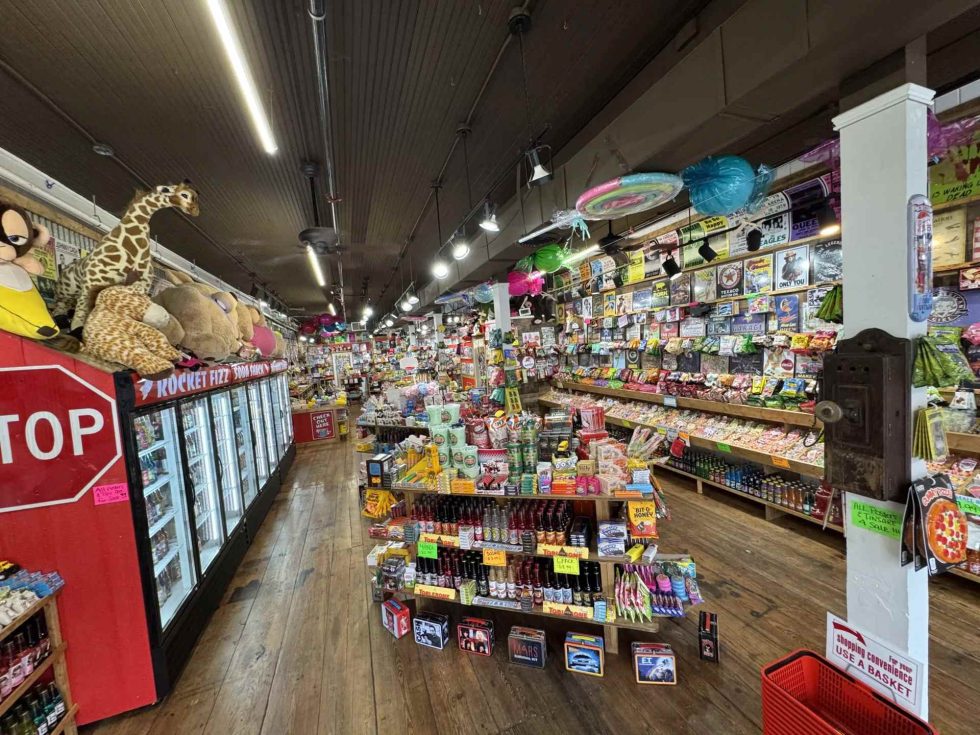 Rocket Fizz Opens in Galveston, TX | Gulf Coast Store