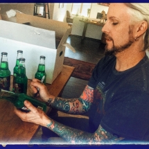 World&#039;s greatest guitarist John 5 (Marilyn Manson, Rob Zombie, etc.) signing his Rocket Fizz bottled John 5 Limeade soda pops for fans.